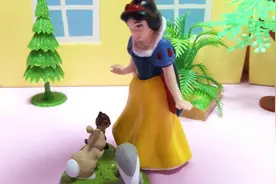 《白雪公主》巫婆误吃苹果搞笑版视频封面
