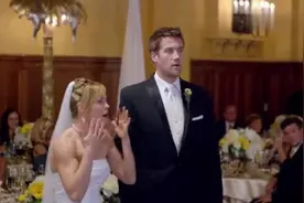 Maroon 5《Suger》魔力红突击新人婚礼 激动连连 我已经沦陷了视频封面