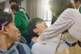 皮卡丘女孩爱上南体校草视频封面