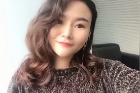 公司拍形象照，美女帅哥云集，每天都很开心！视频封面