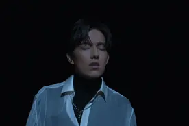 哈萨克国宝级歌手迪玛希-WOMAN视频封面