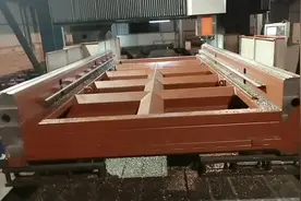 小伙做机械加工，机架加工完成，自检结果一个丝，精度可以