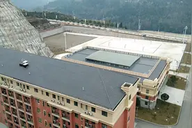 平昌中学新搬迁点，规模很大。视频封面