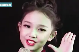9岁童模小网红宋小睿，果然人美歌声也好听，真是让人羡慕！视频封面