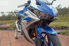 海外试驾新款雅马哈YZF-R3，有喜欢这款车的摩友吗？视频封面