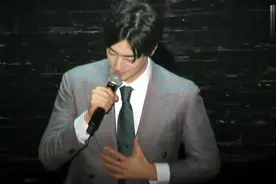 音乐剧演员郑云龙《在这瞬间》现场版，触动多少梅溪湖女孩的心！视频封面