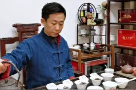 喝大红袍的好处你知道哪些？视频封面