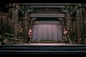 孙悟空大战玉疆战神，结果中计被战神变成石像。视频封面