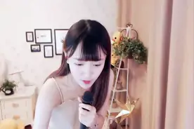 yy主播小乐桃唱歌太好听了视频封面