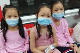 实拍深圳地铁，高大上的商务车厢，月薪一万都不敢坐，视频封面