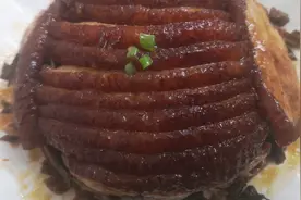 大厨分享九大碗之“盐菜扣肉”正确做法，汁香味美，先收藏了视频封面