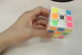 论一个菜鸟拼个三阶魔方需要几分钟，差点拆了，有没大神指导
