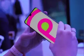 中兴打响5G手机第一枪，首款5G手机上市，万元售价不攻自破视频封面