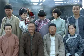 这群兵痞烧杀抢掠比土匪还坏！朱开山接着要闯齐齐哈尔，不容易啊视频封面