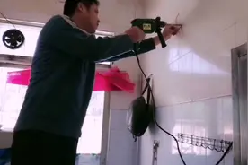 去帮助别人，安装电热水器，接电线插座，这是我最有意义的一天视频封面