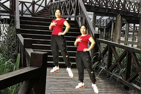 动感十足健身操《爱爱爱》简单好看一起跳起来