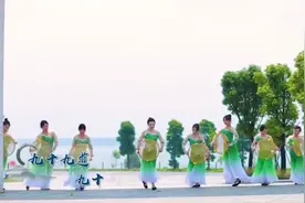 颜值超skr，网红爆款美景就在毛里湖国家湿地公园！#美到巅峰是…视频封面