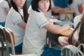 盘点新来的女转学生，全班惊艳不己！！视频封面