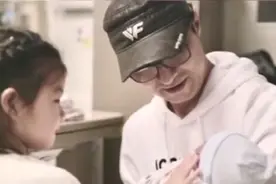 41岁章子怡宣布二胎产子_结婚4年凑足一儿一女_汪峰高兴到合不拢视频封面