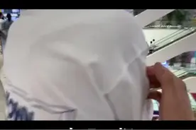 大冒险！小哥试鞋逃跑吓坏店员好在虚惊一场！视频封面