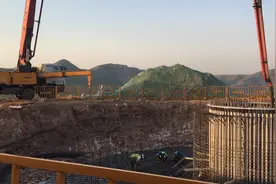 三一泵车据说100万 第一次近距离接触 看这工作效率一天3000也值