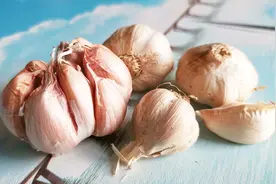 受凉肚子痛、拉肚子怎么办？试试二妞家乡的土方法，效果不错视频封面