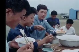 【真实影像】八十年代吃饺子  那也太香了！视频封面