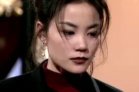 换脸年轻时的王菲视频封面