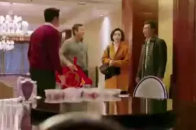 北方大地萨日娜宣布要和牧仁结婚,王中天脸色尴尬至极视频封面