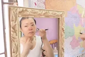 一秋这么老了，皮肤光滑紧致，白里透红，怎么她皮肤会这么好呢？视频封面