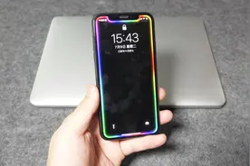 iPhone个性跑马灯锁屏，动态闪光效果太酷了！视频封面