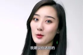 买车时赠品应该怎么选？听听美女怎么说，这几样东西太划算啦