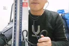 亲自讲解水银柱血压计使用方法，希望大家定期监测血压视频封面