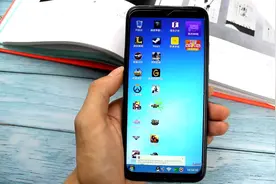 手机变成电脑win 10系统，只需要简单的三步就能完成视频封面