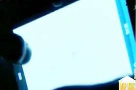 困得不行还不想睡？睡前手机不离手？你可能得了“睡眠拖延症”视频封面