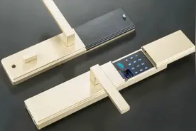 传统的机械锁和高科技的指纹锁，哪个更安全便捷？看完涨知识视频封面