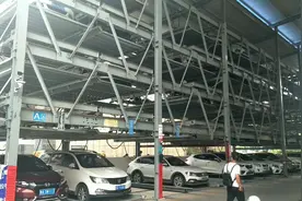千佛山医院的升降停车场，确实方便不占空间，就是车位太少，视频封面