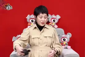 马丽挺孕肚上春晚坦言在沈腾面前地位骤升被宠成公主视频封面