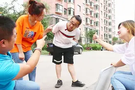 100里面有几个9，难住了大学生，却被农村二货一语点破，太有才了