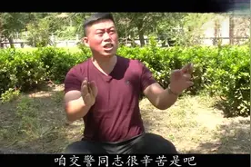 搞笑视频：小伙喝酒开车遇查酒驾，机智让警察开车送回家！视频封面