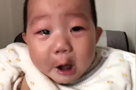 宝宝哭得这么厉害原来是因为这个...视频封面