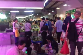 全昆明最实惠的大型菜市场，这点还怎么多人，你值得关注！视频封面