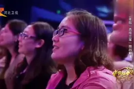 时隔多年《吉祥三宝》的原唱来了！当年的小女孩变成了大美女视频封面