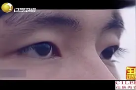 年轻小伙身患怪病，眼球里面竟然生出了棉絮，专家见后表示无奈视频封面