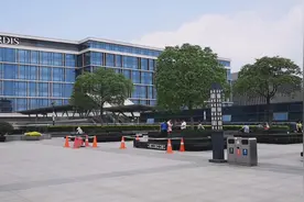 上海虹桥站，中国换乘最方便的高铁站，可上天入地视频封面