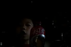 今天教你们一个调饮料的技巧视频封面