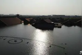 无人机航拍夕阳下的上海松江广富林文化遗址视频封面