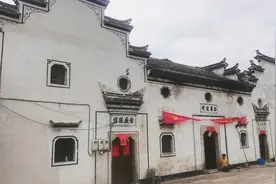 世界电信设备巨头掌门人的祖籍原来是浦江，看看他父亲住过的房子