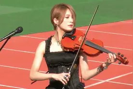 日本美女小提琴家，完美演奏高能神曲《千本樱》视频封面