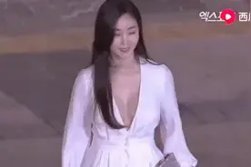 韩国女演员金莎朗太美了，一路走红毯过来太惊艳了视频封面